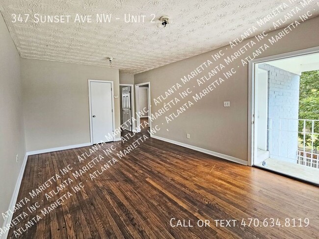 Building Photo - 2 Bedroom 1 Bath Apartment Housing Voucher...
