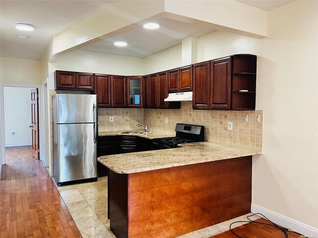 Foto del edificio - 107-11 135th St