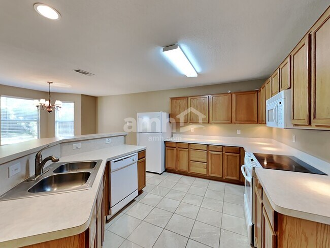 Foto del edificio - 3445 Newgate St