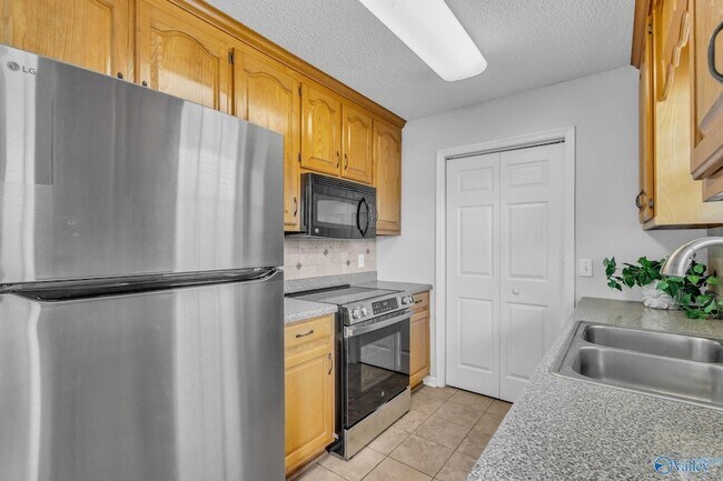 Foto del edificio - 113 Delta Pine Dr