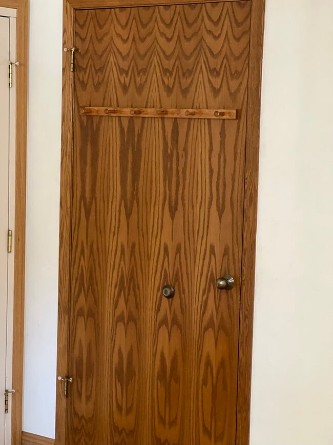 Door to furnace/AC - 2902 Shadow Creek Dr
