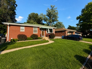 Building Photo - 1536 Salerno Dr