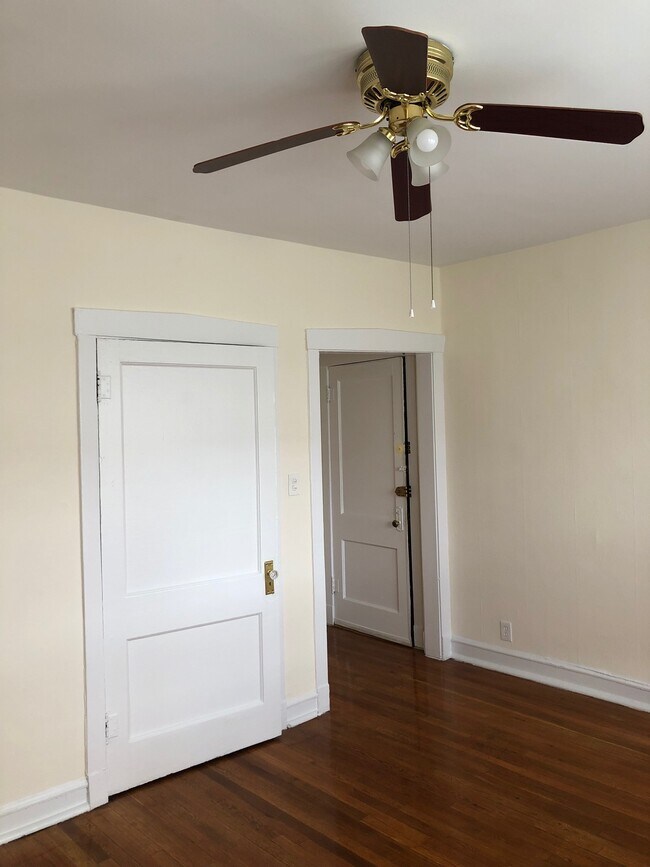 Foto del edificio - 4044 N Keystone Ave