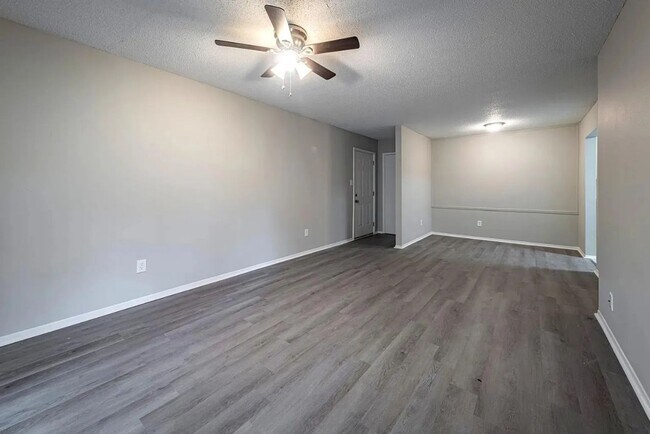 Foto del interior - Heritage Oaks @ Wakefield (Promotion!)