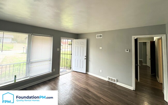 Foto del edificio - 3541 Pueblo Ave