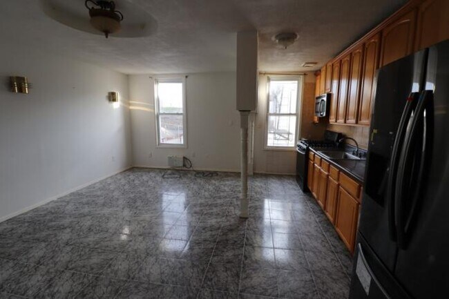 Foto del edificio - 2 bedroom in BROOKLYN NY 11214
