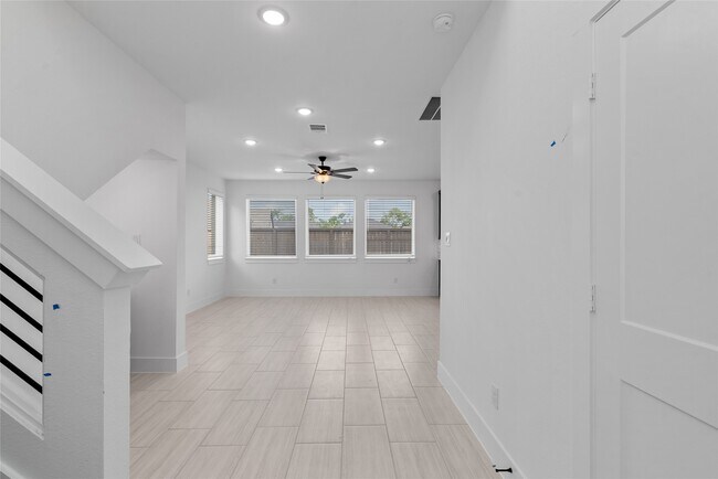 Foto del edificio - 1412 Shaded Rock Dr