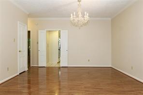 Building Photo - 2306 Potomac Dr