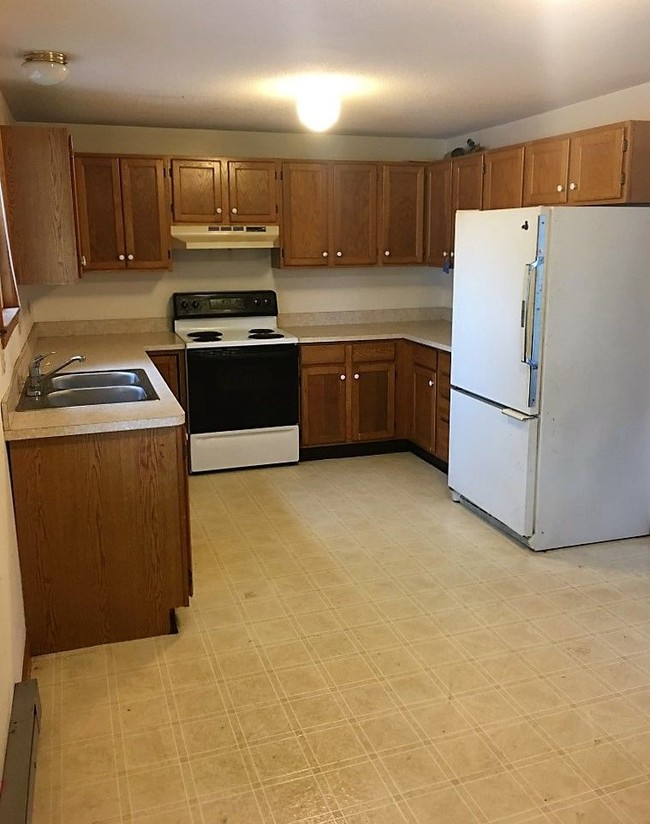 Building Photo - 33 Thayer Street - 2