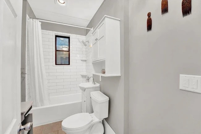 Baño - 3315 Pleasant Ave