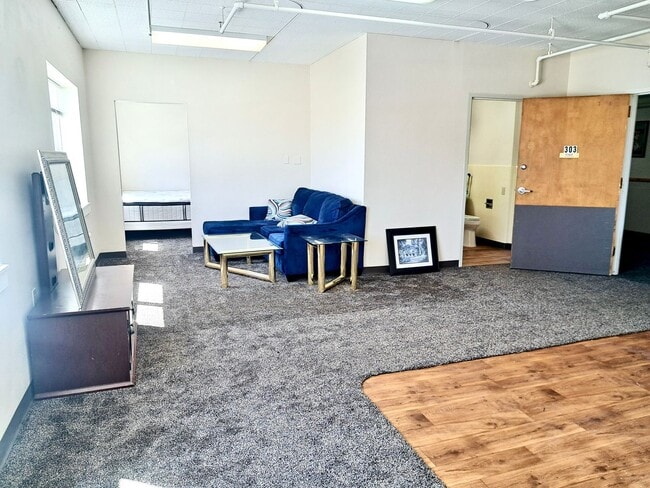 Building Photo - Rare and Limited 2BR/2BA Efficiency Room – All Utilities & Wi-Fi Included!
