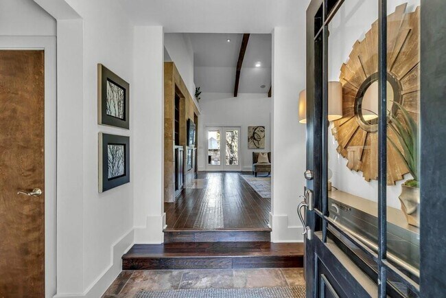 Foto del edificio - 1300 Brians Meadow Cove