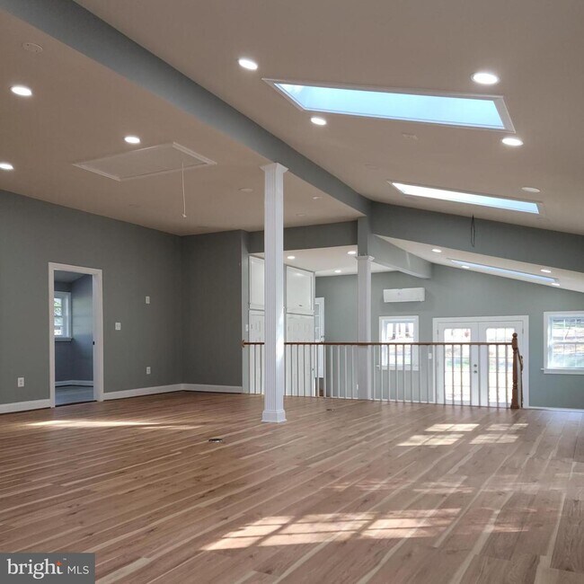 Building Photo - 7601 Brickyard Rd