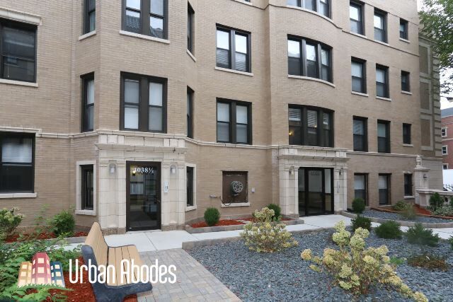 Building Photo - 4038 N Ashland Ave