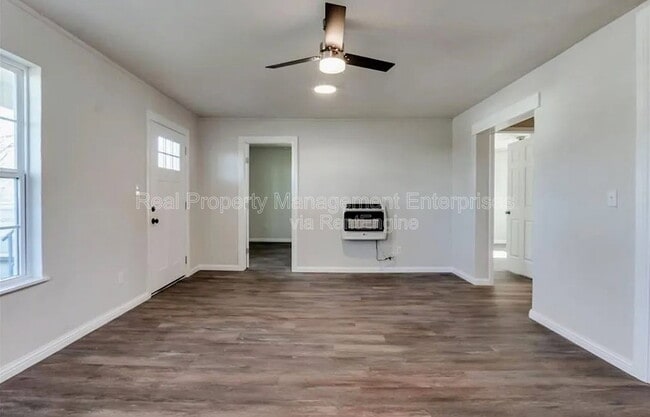 Foto del edificio - 230 SE 50th St