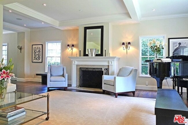 Photo - 10253 Valley Spring Ln House