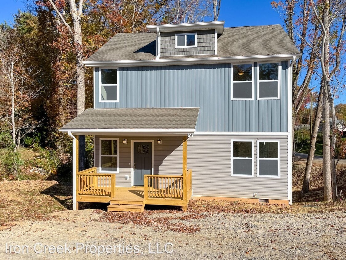 12 Revonda Dr, Woodfin, NC 28804 House Rental in Woodfin, NC