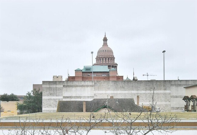 Foto del edificio - 1212 Guadalupe St