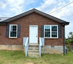 Building Photo - 1203 Sylvia Dr