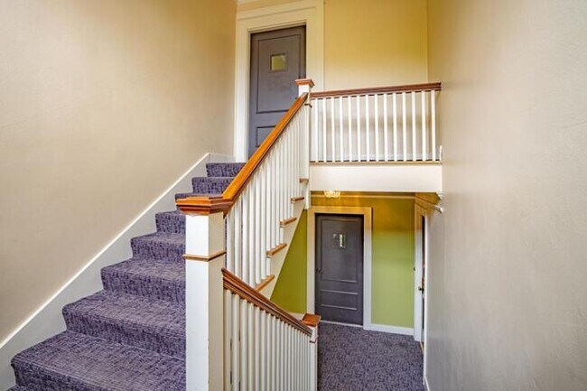 Foto del edificio - 1 bedroom in Seattle WA 98112