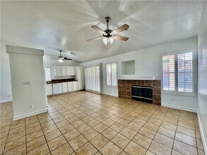 Building Photo - 4544 Crimson Leaf Dr
