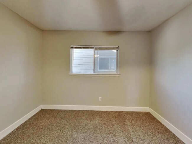 Foto del edificio - 19115 Spruce Bough Ln