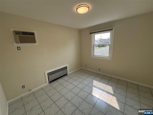 Building Photo - 52 Van Riper Ave