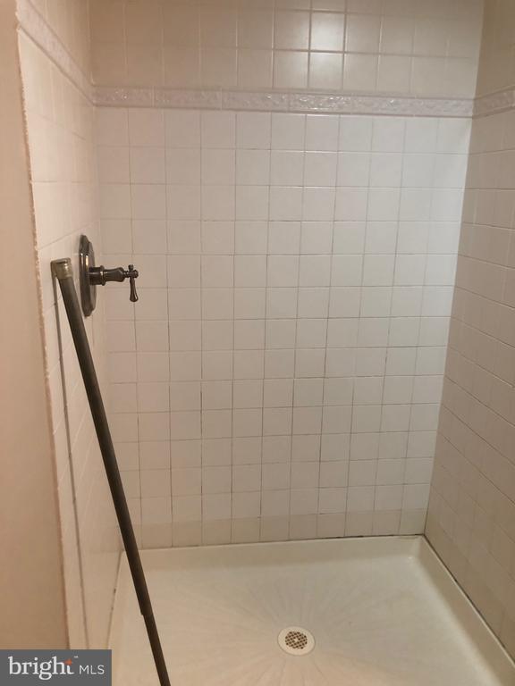 Foto del edificio - 3418 E Baltimore St