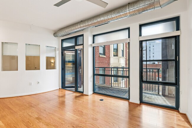 Foto del edificio - 1390 Kenyon St NW