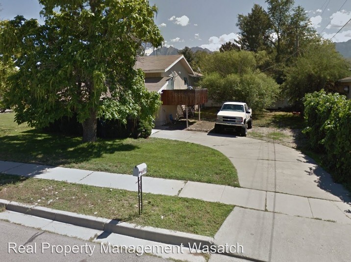 512 E Larchwood Dr, Midvale, UT 84047 Condo for Rent in Midvale, UT