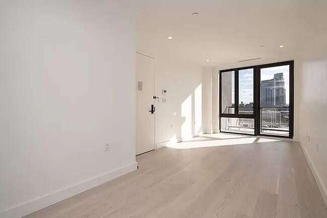 Building Photo - 2-22 51st Avenue
