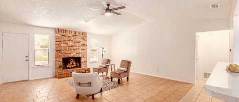 Foto del edificio - 8414 Danville Dr