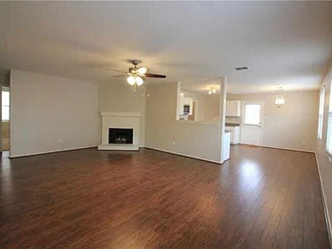 Foto del edificio - 3 Bedroom 2 bath home!