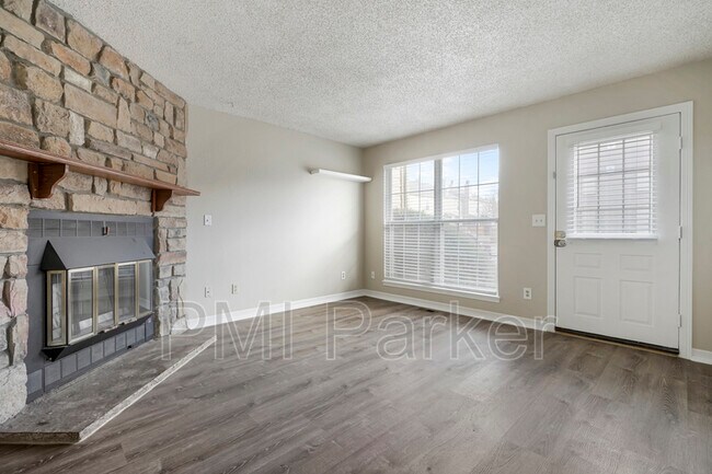 Foto del edificio - 10719 Foxwood Ct