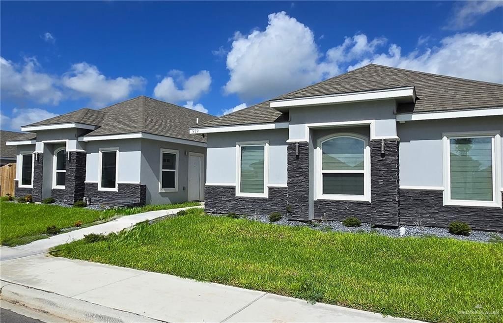 Foto principal - 919 N Blair Ave