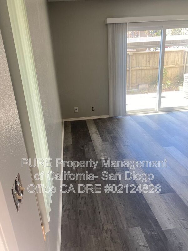 Foto del edificio - 6864 Quebec Ct