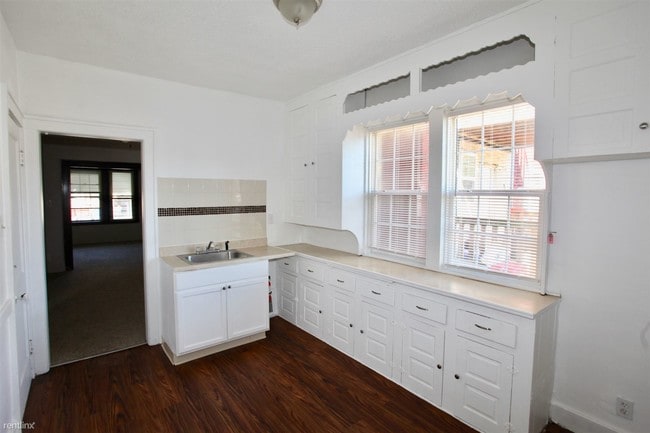 Building Photo - 2 br, 1 bath House - 2514 Inglis St
