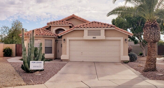 Primary Photo - Immaculate home in the Islands
