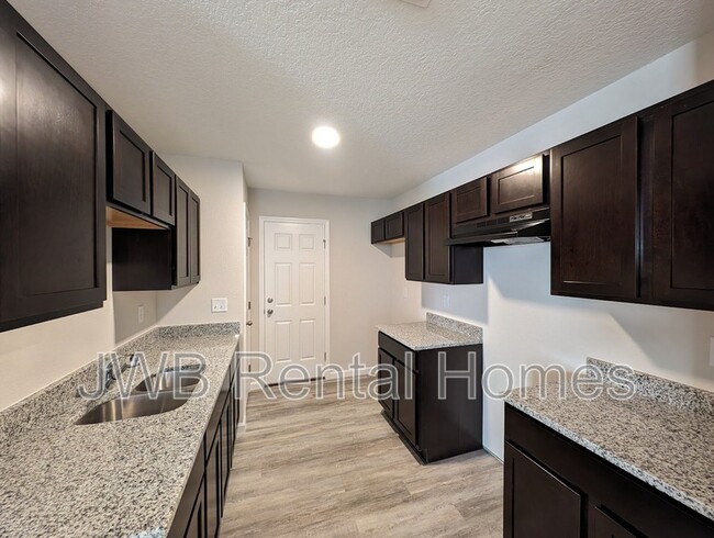 Foto del edificio - 1264 Mull St