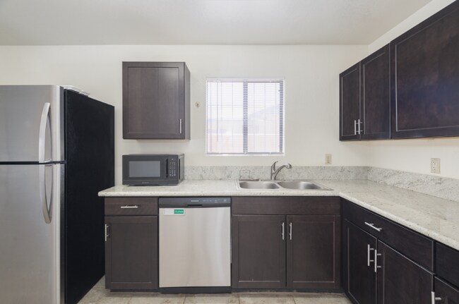 Foto del edificio - 1649 E Lester St