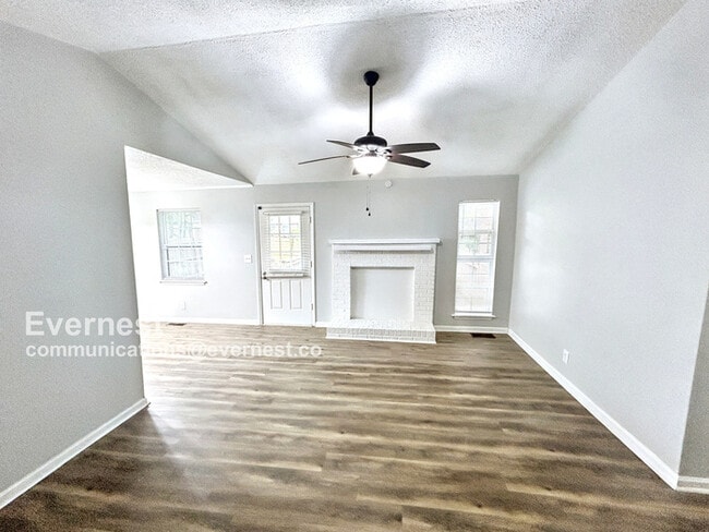 Building Photo - 4280 Valley Grove Dr