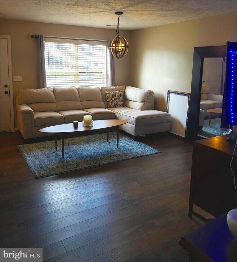 4003 Canopy Way, Fredericksburg, VA 22408 Townhouse for Rent in