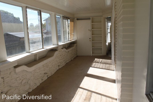 Building Photo - 3 br, 1 bath House - 635 South Euclid Avenue