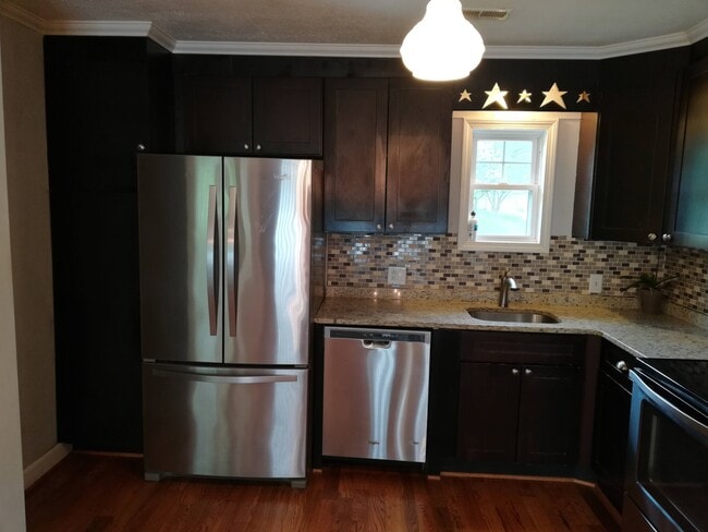 Building Photo - 1337 Waybridge Ln