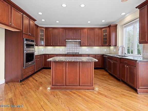 Building Photo - Build Equity While Leasing - Lease and Own...