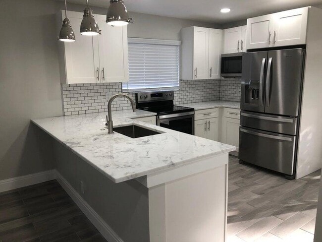 Foto del edificio - 11180 SW 17th Manor