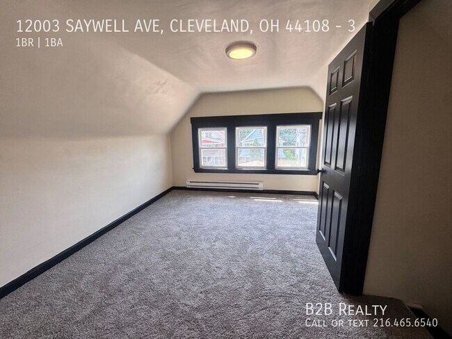 Foto del edificio - 12003 Saywell Ave