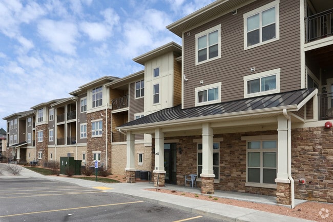 Building Photo - Fox Crossing II