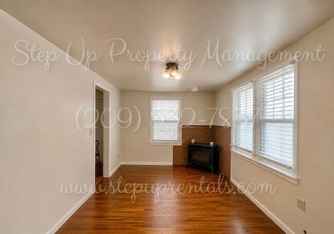 Foto del edificio - 21313 Phoenix Lake Rd