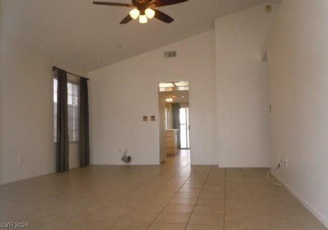 Building Photo - 6504 Fresh Meadows Ln